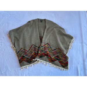 Roffe Women's BOHO Fringe Kimono Colorful Geometric Pattern One Size